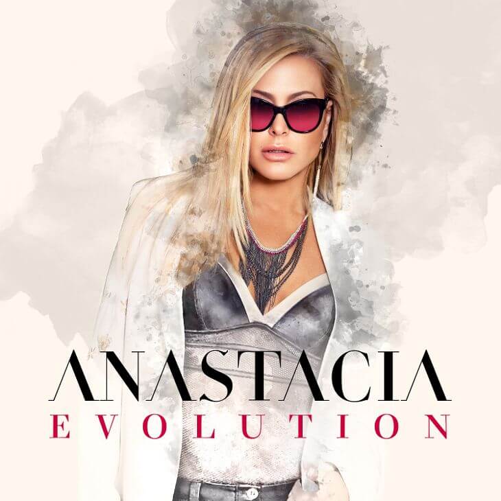 Anastacia po chorobie nowotworowej powraca z nową płytą "Evolution"