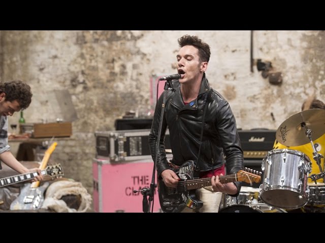 Jonathan Rhys Meyers (The Clash) w energetycznym filmie o młodości, buncie i muzyce