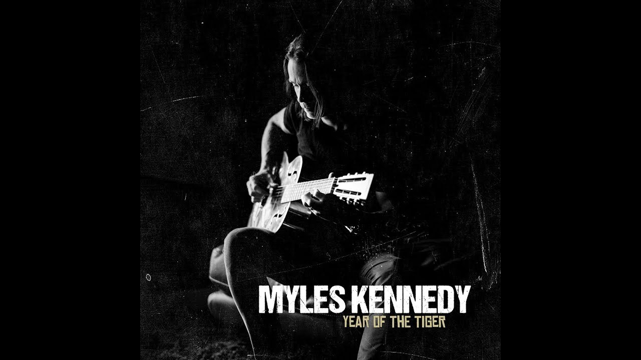 Myles Kennedy z Alter Bridge solo (zobacz teledysk Year of the Tiger)