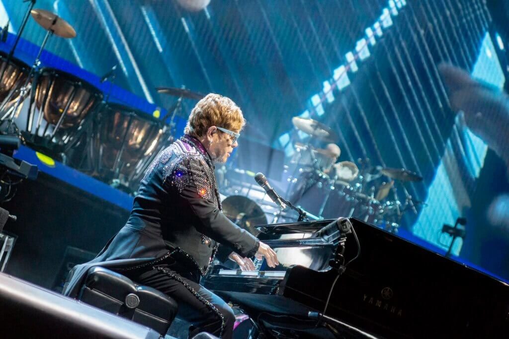 Genialny Elton John powiedział „goodbye” Polsce! (ZDJĘCIA)