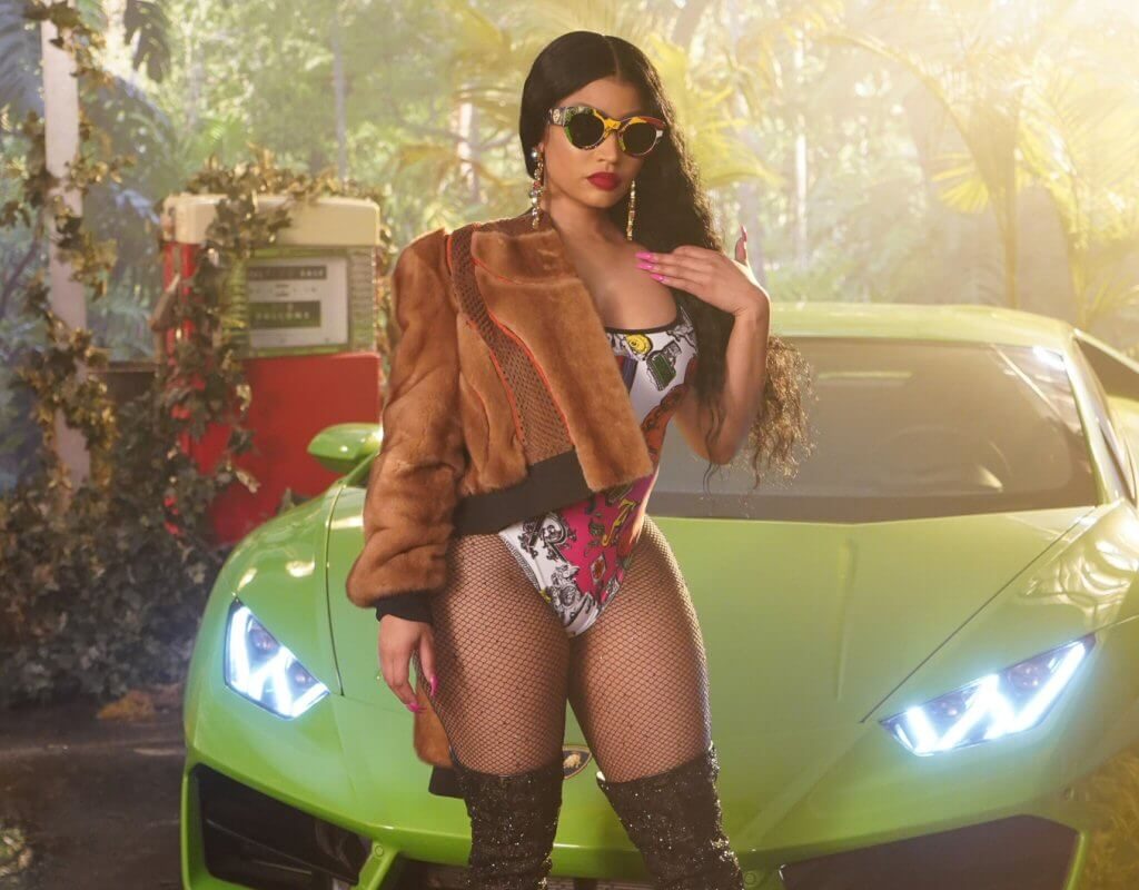Nicki Minaj wraca z singlem "Megatron" (WIDEO)