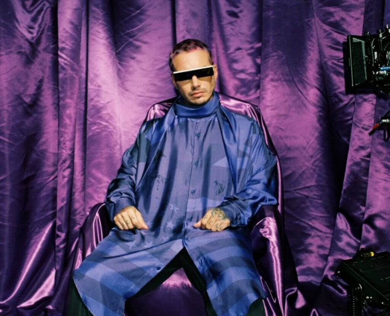 J Balvin nakłania do tańca i robi to w mistrzowski sposób! (WIDEO)