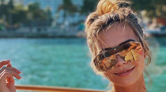 Sandra Kubicka w mega PRZEŚWITUJĄCEJ BIELIŹNIE. "To szew czy masz taki przedziałek"