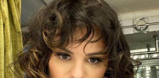 Selena Gomez - Rare