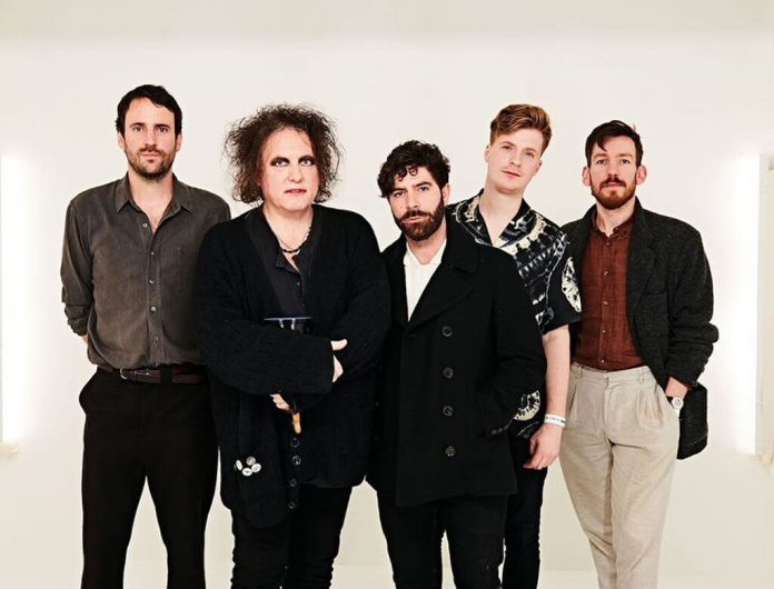 Foals pokazują jak myć ręce, żeby nie zarazić się koronawirusem (WIDEO)