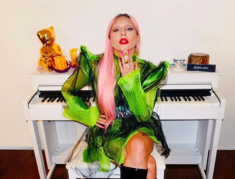 Lady Gaga przerywa konferencję o koronawirusie. To wideo HITEM internetu