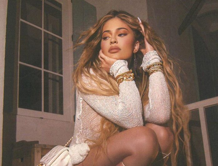 Kylie Jenner opowiedziała o swojej kwarantannie. Czy boi się pandemii? Kylie Jenner opowiedziała o swojej kwarantannie. Czy boi się pandemii?