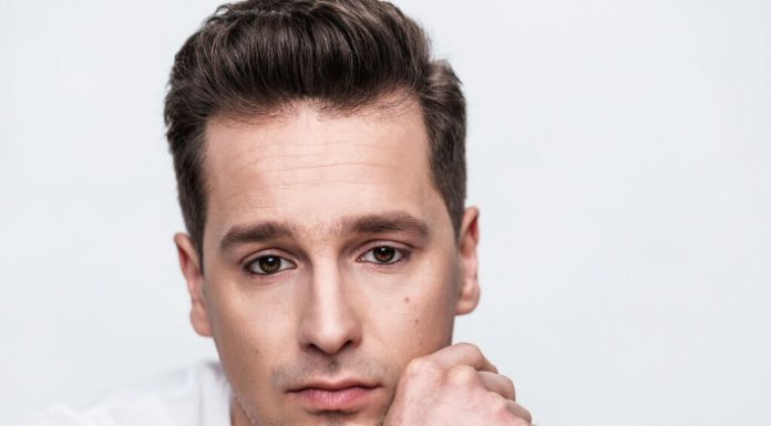 Krzysztof Zalewski zagrał domowy koncert, którego długo nie zapomnimy