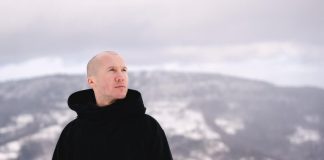 Mezo zapowiada nowy album! Posłuchaj singla "Credo"