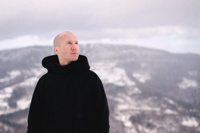 Mezo zapowiada nowy album! Posłuchaj singla 