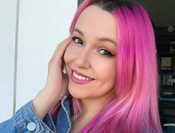 Saszan w kwarantannie wraca do muzyki. Nowy klip nagrała w domu!