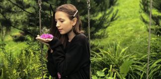 AniKa Dąbrowska z The Voice Kids w wiosennym singlu „Do końca świata”