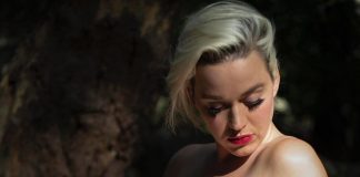 Katy Perry w pięknych okolicznościach przyrody
