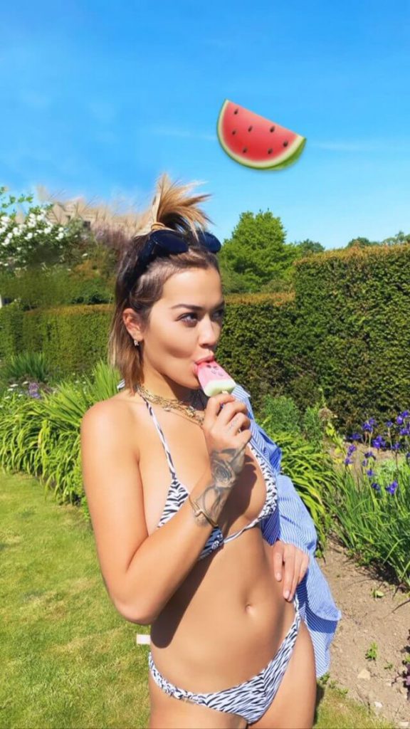 Rita Ora zachwyca niejednego użytkownika sieci!
