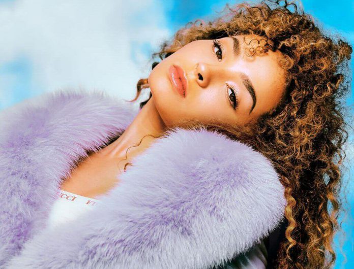 Ella Eyre z nowym utworem „L.O.V.(e)”