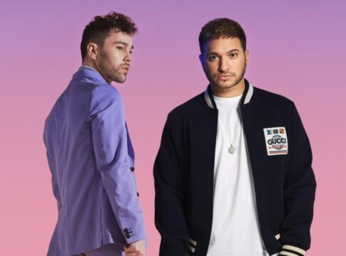Jonas Blue i MAX w murowanym hicie tego lata! Zobacz klip „Naked”