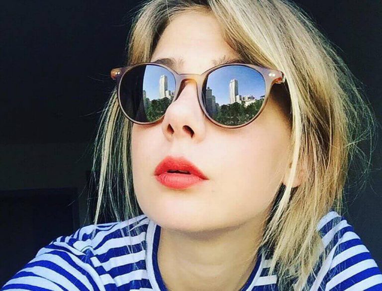 Na Wspólnej: Marta Wierzbicka kusi długimi nogami na żaglówce. Fani zachwyceni: "Najpiękniejsza kobieta, jaką widziałem"
