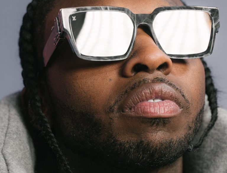 Pop Smoke z nowym klipem i wersją deluxe pośmiertnie wydanego albumu