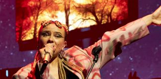 Natalia Nykiel zagrała po raz pierwszy materiał z „Origo” na żywo