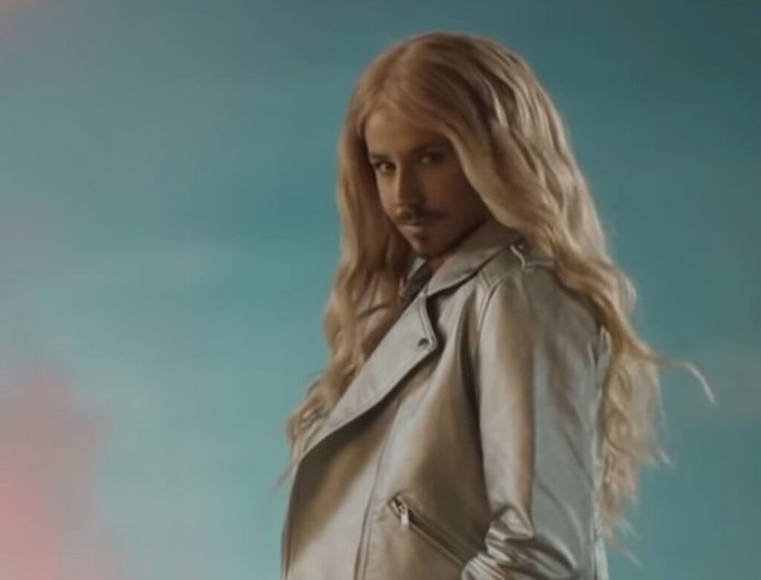 Michał Szpak w nowej zaskakującej roli. Wideo nowym hitem w sieci!