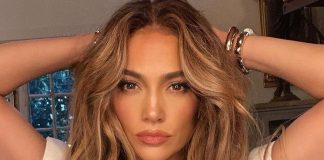 Jennifer Lopez w sukni ślubnej! Wygląda zjawiskowo (FOTO)