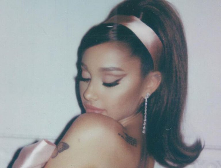 Ariana Grande przekazała smutną wiadomość. Fani w rozpaczy!