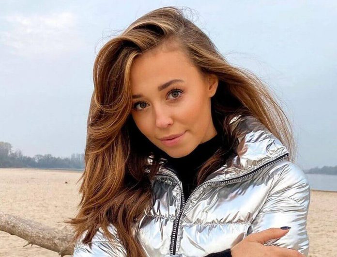 Izabella Krzan wypoczywa nad polskim morzem