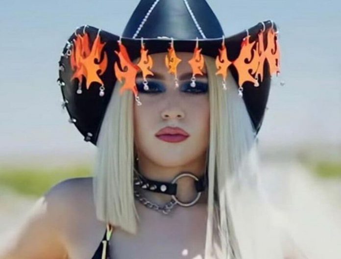 Ava Max zachwyca na Instagramie
