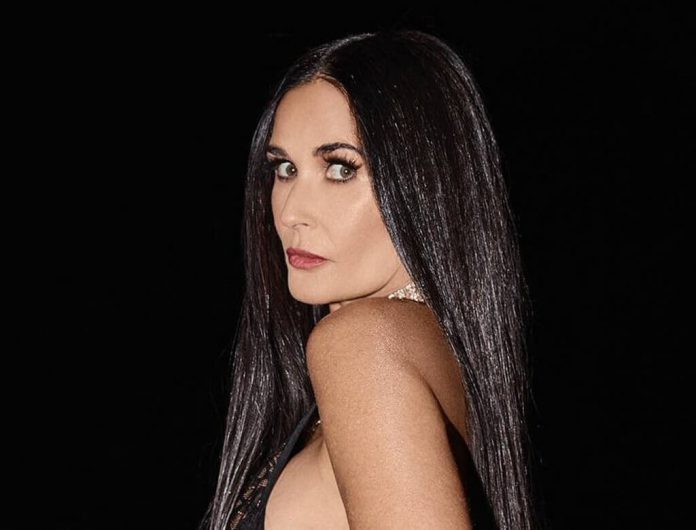 Demi Moore na pokazie Fendi w Paryżu