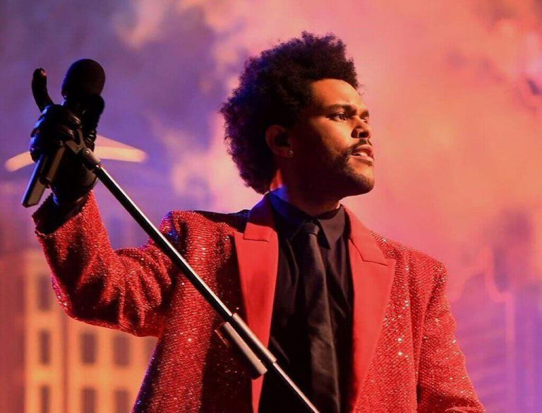The Weeknd – mistrzowski występ na Super Bowl (WIDEO)