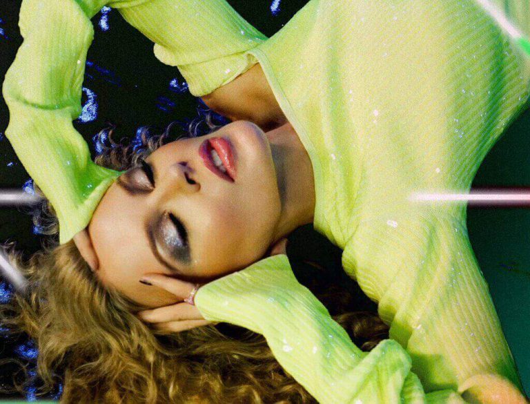 Znana wokalistka została producentką wina. Sprzedała milion butelek Kylie Minogue