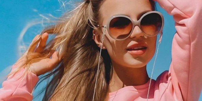 Popularna TikTokerka, Evelina Ross debiutuje z singlem! Zapowiada się letni hit?