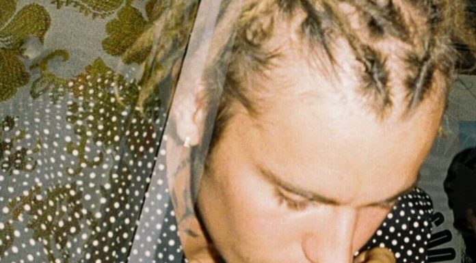 Justin Bieber pozbył się dredów. W nowej fryzurze wygląda lepiej?