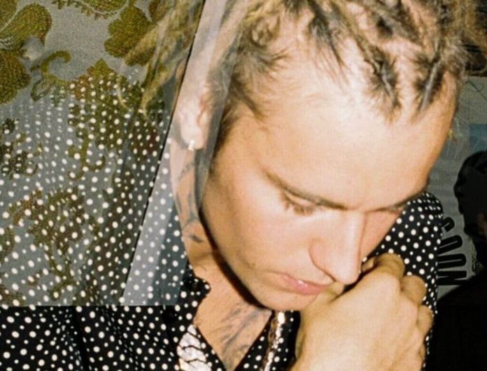 Justin Bieber pozbył się dredów. W nowej fryzurze wygląda lepiej?