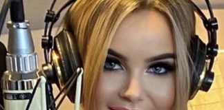 Monika Chwajoł Królowe Życia Wokalistka disco polo kusi głebokim dekoltem. Centymetry od wpadki?
