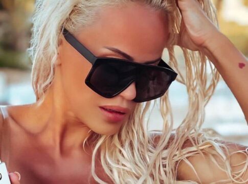 Rumuńska gwiazda disco polo PRĘŻY CIAŁO w Egipcie!