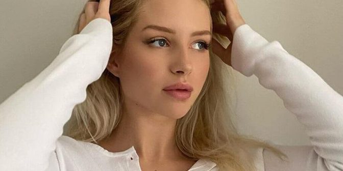 Lottie Moss kompletnie NAGUSIEŃKA. Internauci zamarli z wrażenia! (ZDJĘCIA)