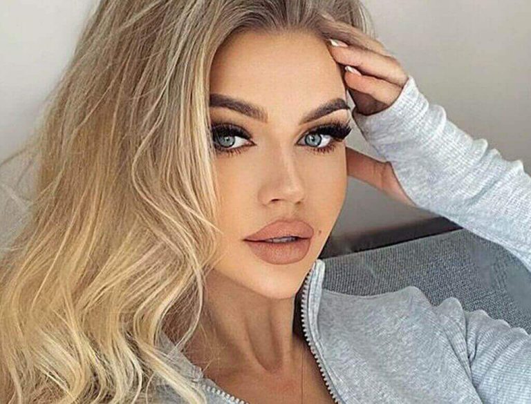 Śliczna gwiazda disco polo pyszni się swoim ciałem w kusym bikini! Fanów aż zamurowało