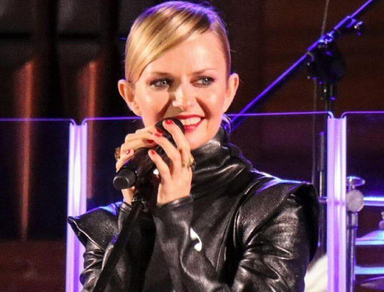 Varius Manx i Kasia Stankiewicz zachęcają: „Chodź się kochać”! Zobacz nowy klip