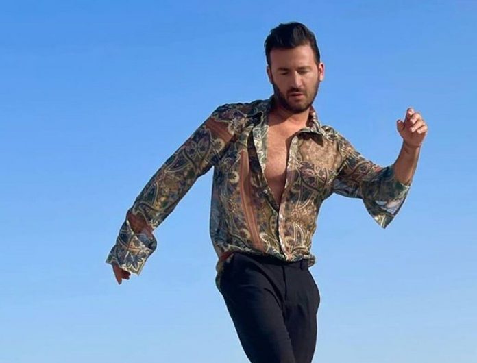 Stefano Terrazzino odpadł z „Mask Singer”: Ten program trzeba oglądać z przymrużeniem oka