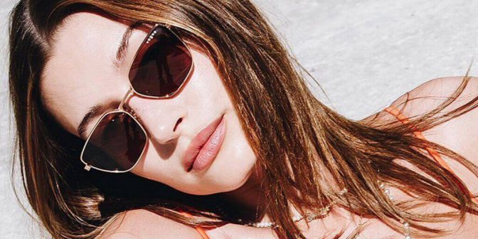 To prawdziwy HIT! Są modne, wygodne, a przy tym eleganckie.  Hailey Bieber już nosi buty idealne na jesień!