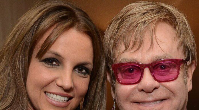 Elton John i Britney Spears podbijają listy przebojów