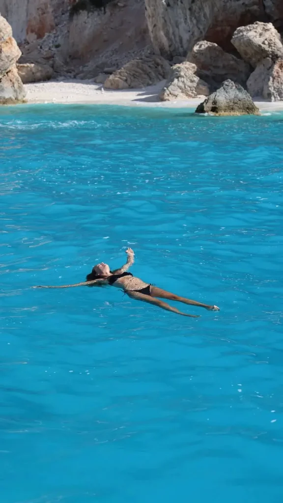 Sandra Kubicka zachwyca w bikini