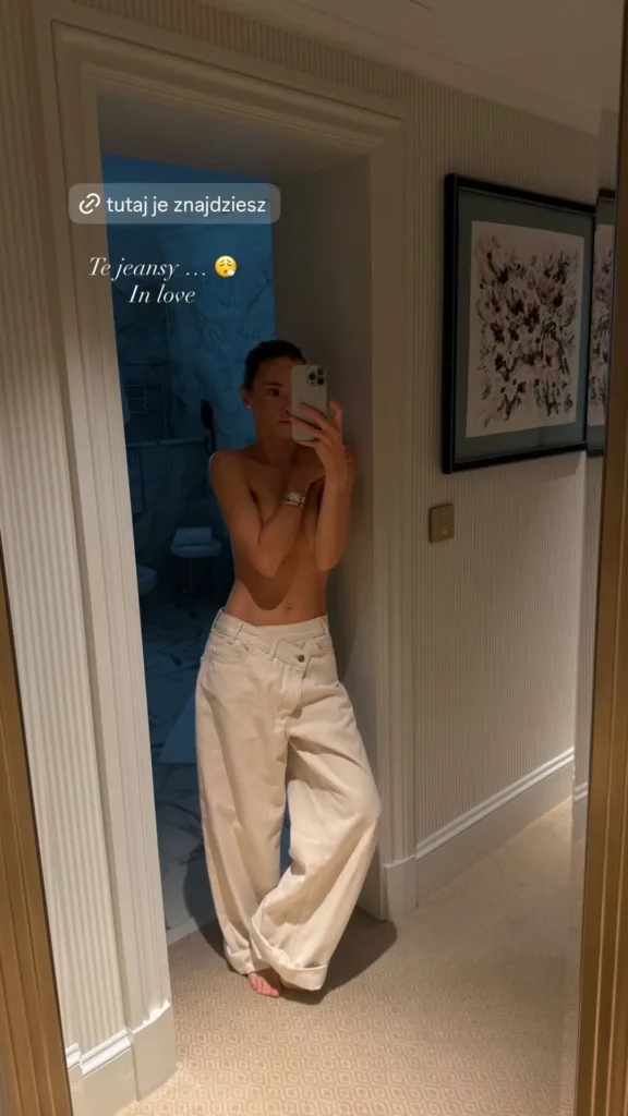 Maja Bohosiewicz topless