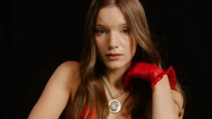 Mąż sanah skradł show na koncercie gwiazdy! Kim jest ukochany artystki?