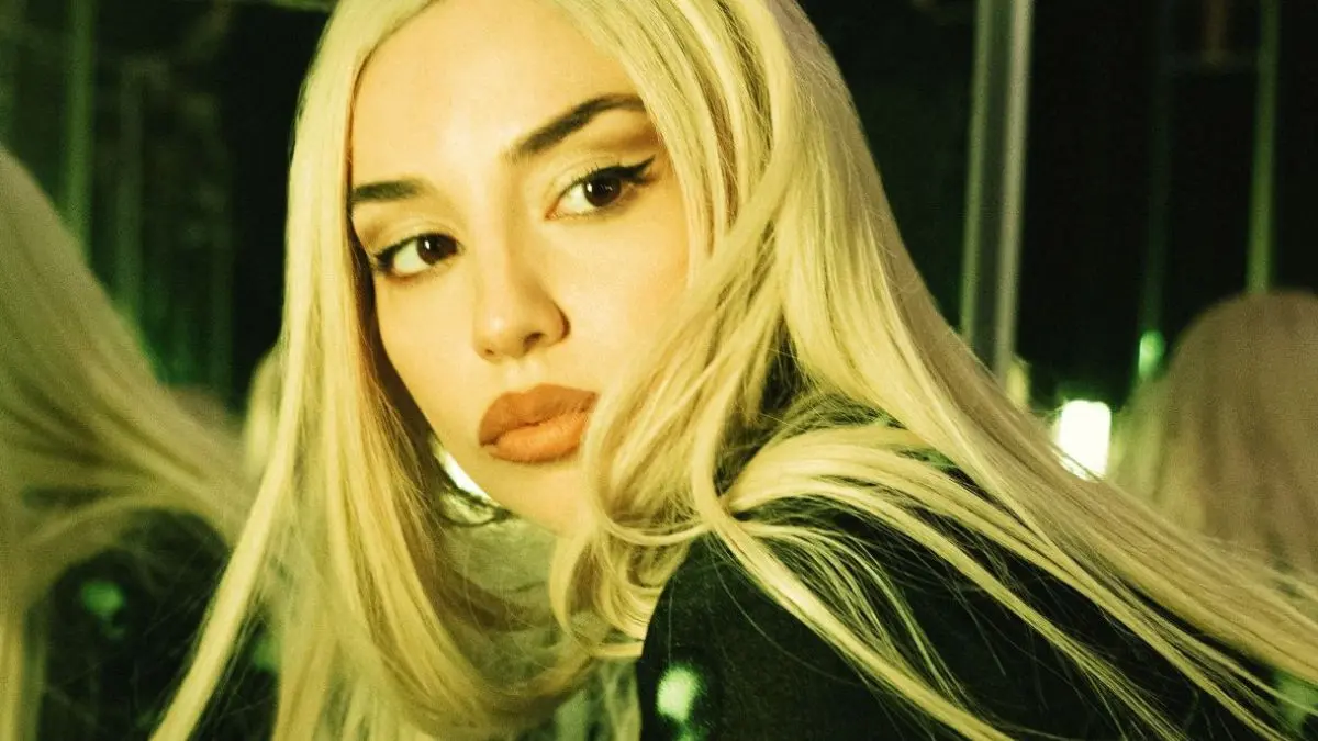 Ava Max zrywa z wizerunkiem „popowego produktu”