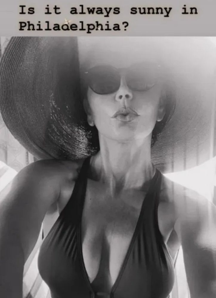 Catherine Zeta-Jones w stroju kąpielowym 