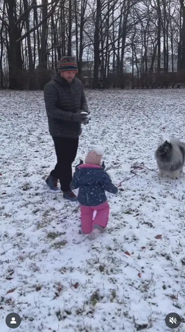 Zobacz, co robił Królikowski na śniegu z córeczką!