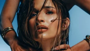 Nie minęło wiele czasu od afery, a Julia Wieniawa znowu komentowana