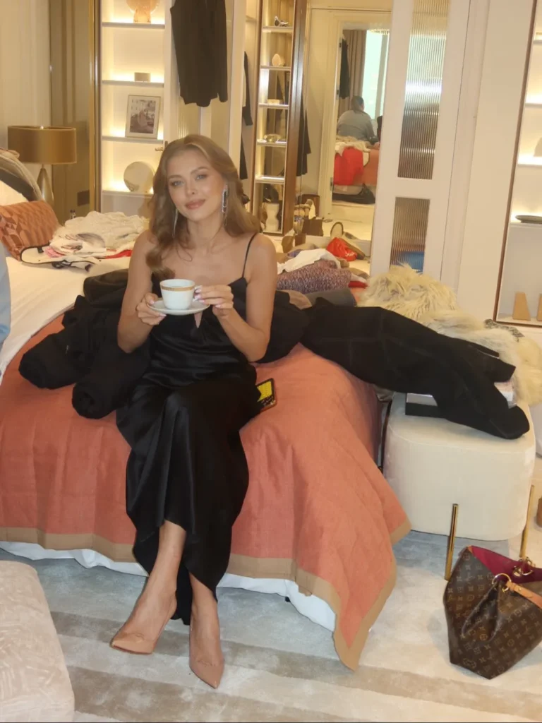 Opozda w teledysku Lady Pank!